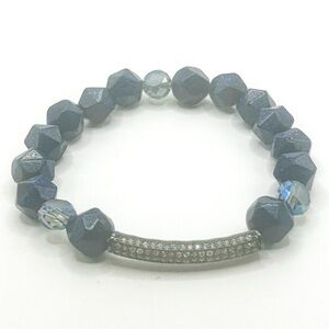 NWOT genuine lapis lazuli with silver and blue accents stretch bracelet
